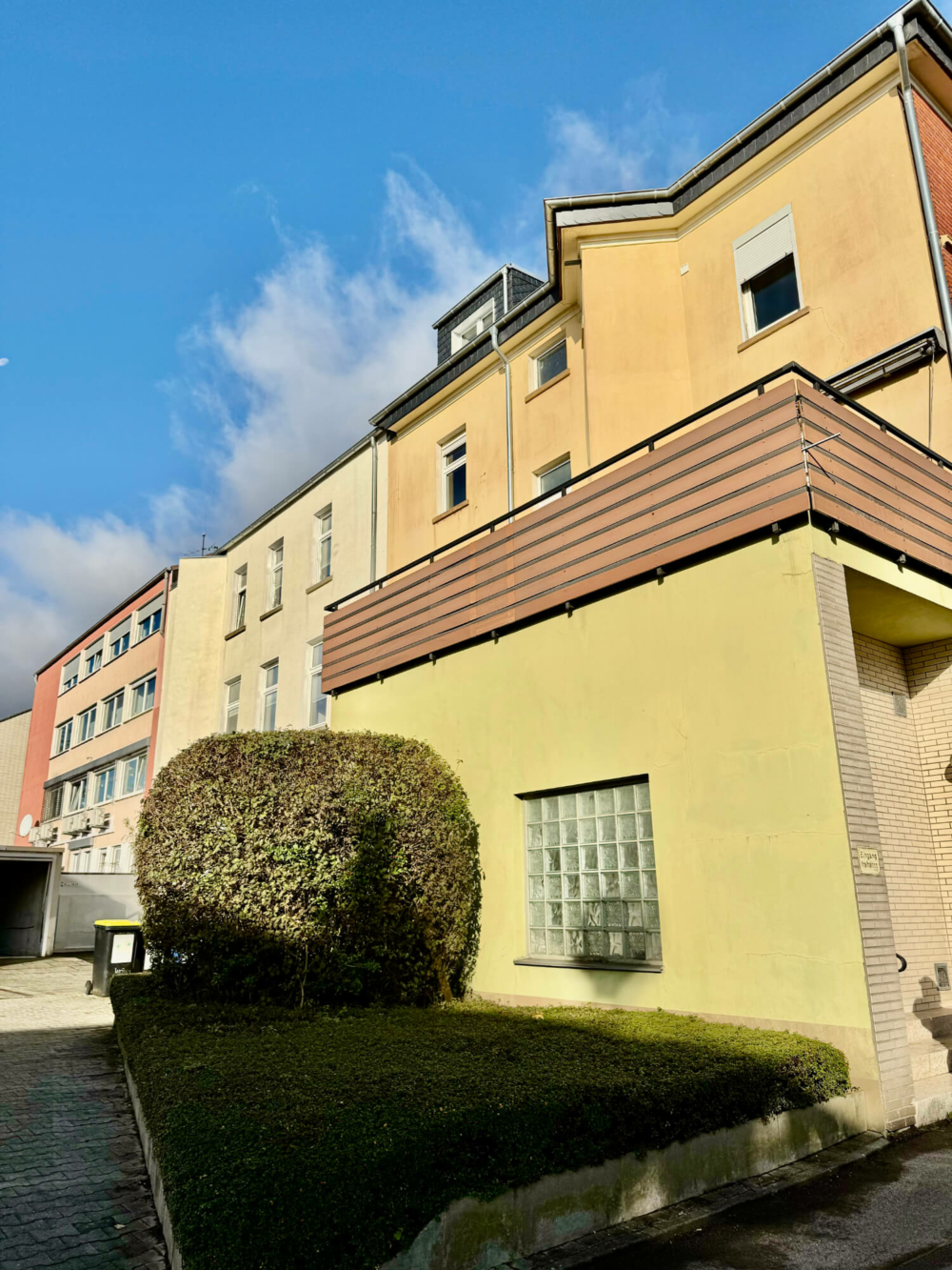 wi-275-2024-weidenbach-immobilien-herne-wohnung-dortmund-hinterseite