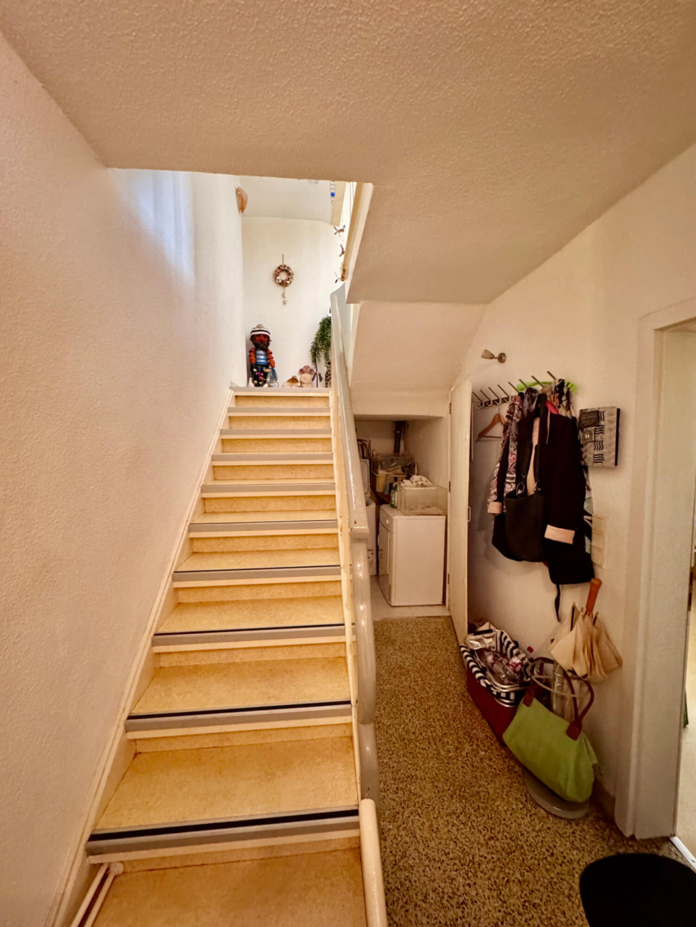 WI-319-2025-2-weidenbach-immobilien-herne-maisonette-wohnung-herne-diele-eg