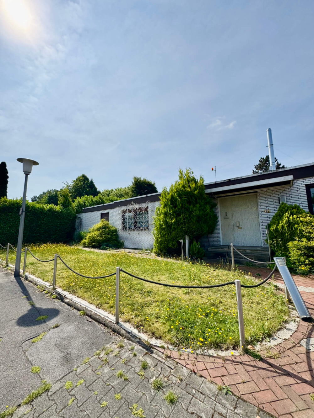 wi-320-2025-1-weidenbach-immobilien-herne-bungalow-gladbeck-vorderansicht