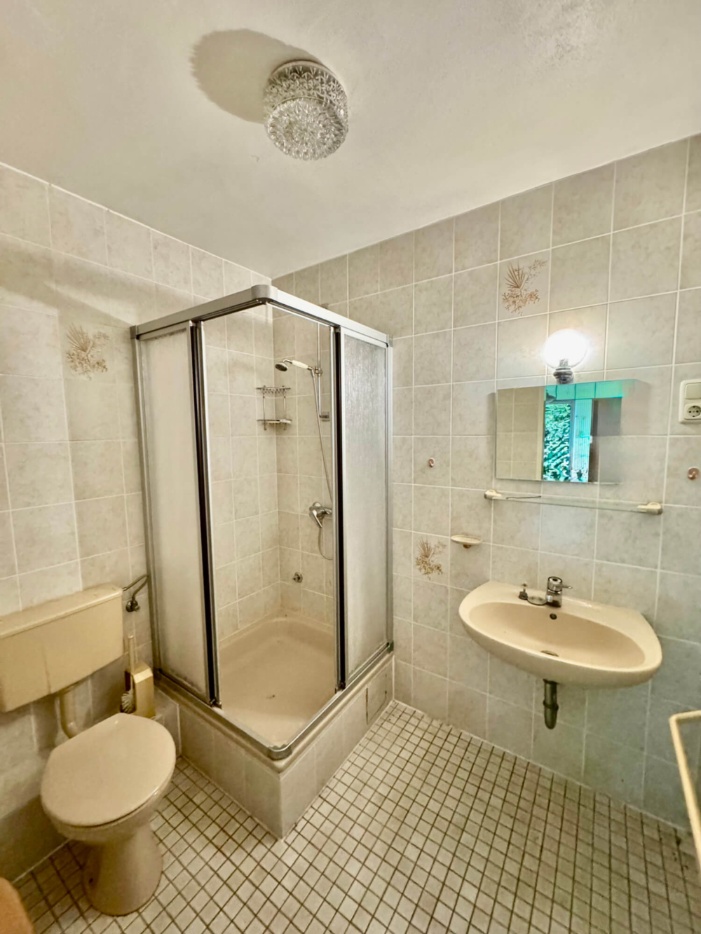 wi-320-2025-20-weidenbach-immobilien-herne-bungalow-gladbeck-badezimmer