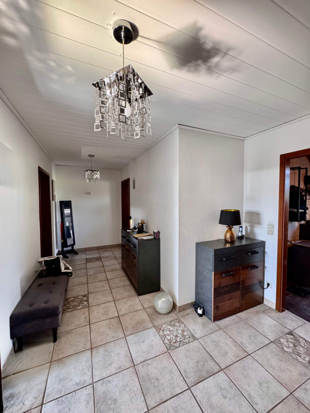 wi-323-2025-10-weidenbach-immobilien-herne-dachgeschosswohnung-herne-diele
