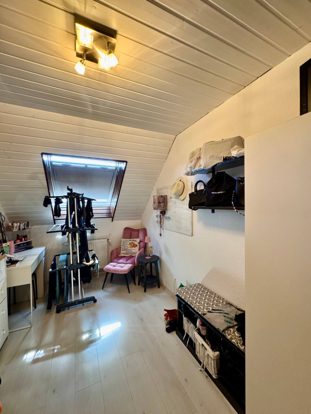 wi-323-2025-8-weidenbach-immobilien-herne-dachgeschosswohnung-herne-kinderzimmer