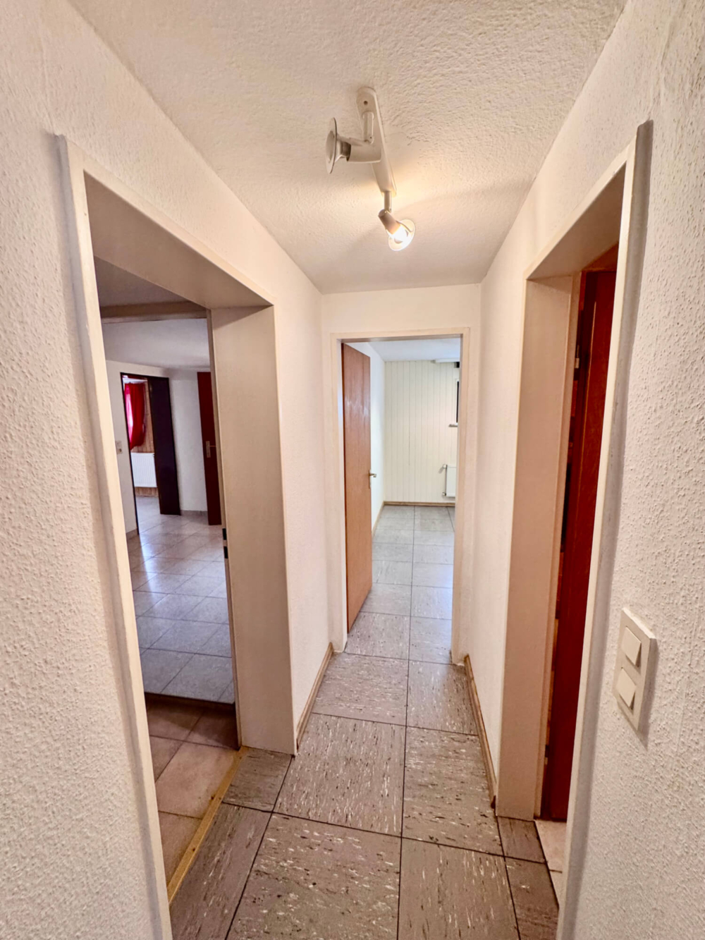 wi-325-2025-13-weidenbach-immobilien-herne-erdgeschosswohnung-herne-diele