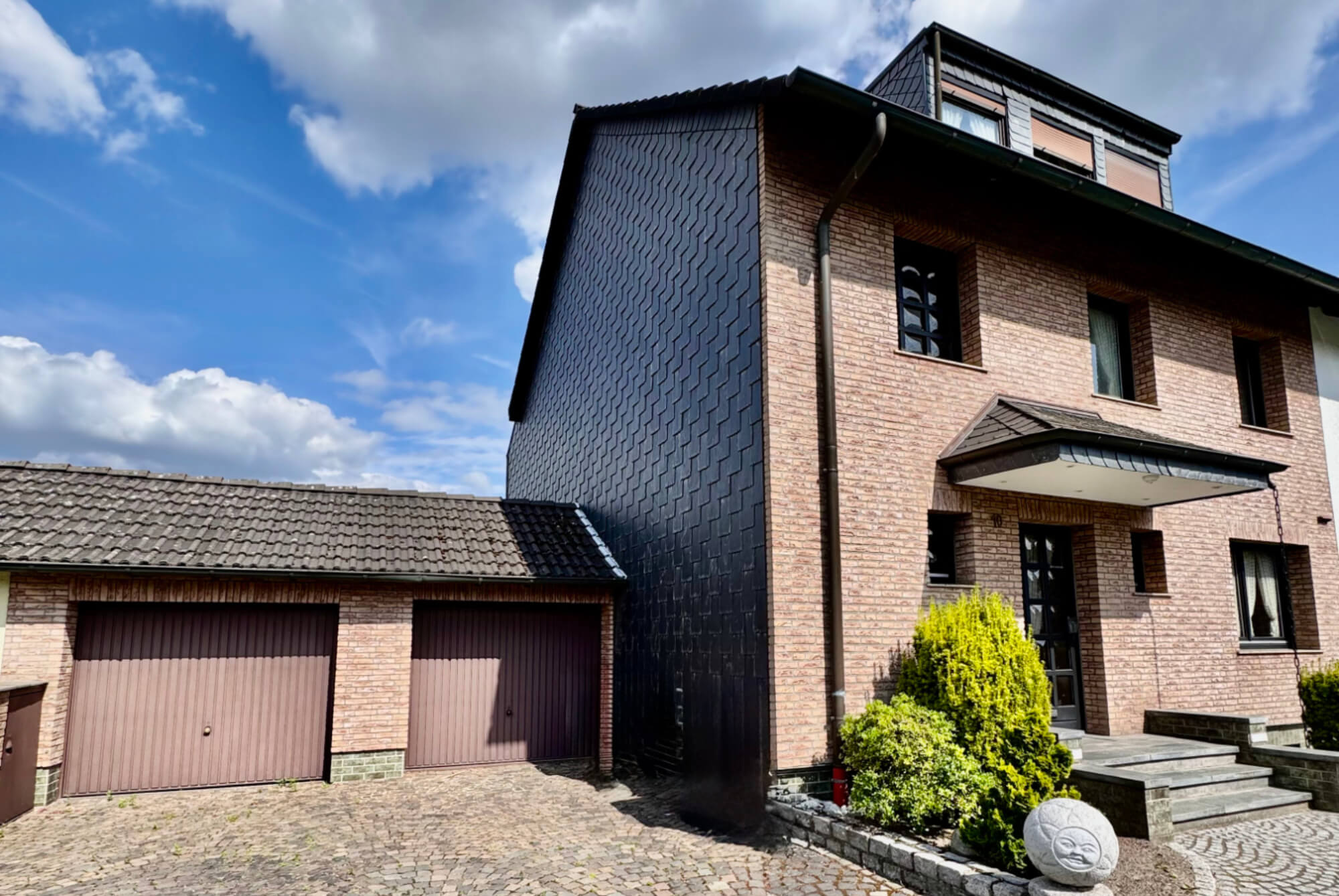 Mehr als nur ein Haus: Leben, Entspannen und Genießen… Mehr als nur ein Haus: Leben, Entspannen und Genießen…