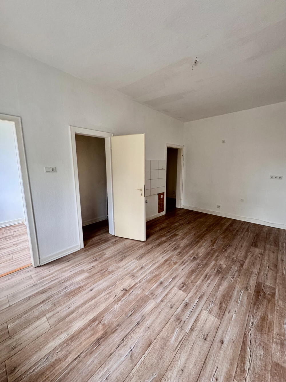 wi-335-2025-3-weidenbach-immobilien-herne-wohnung-herne-kueche