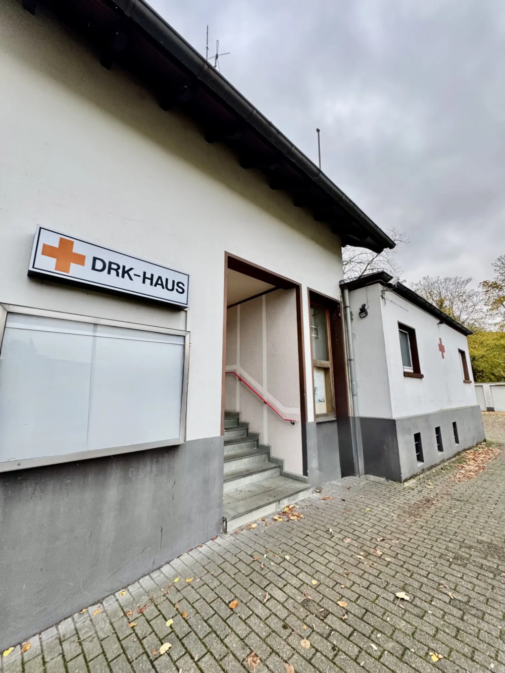 wi-336-2025-2-weidenbach-immobilien-herne-geschaeftshaus-herne-eingang