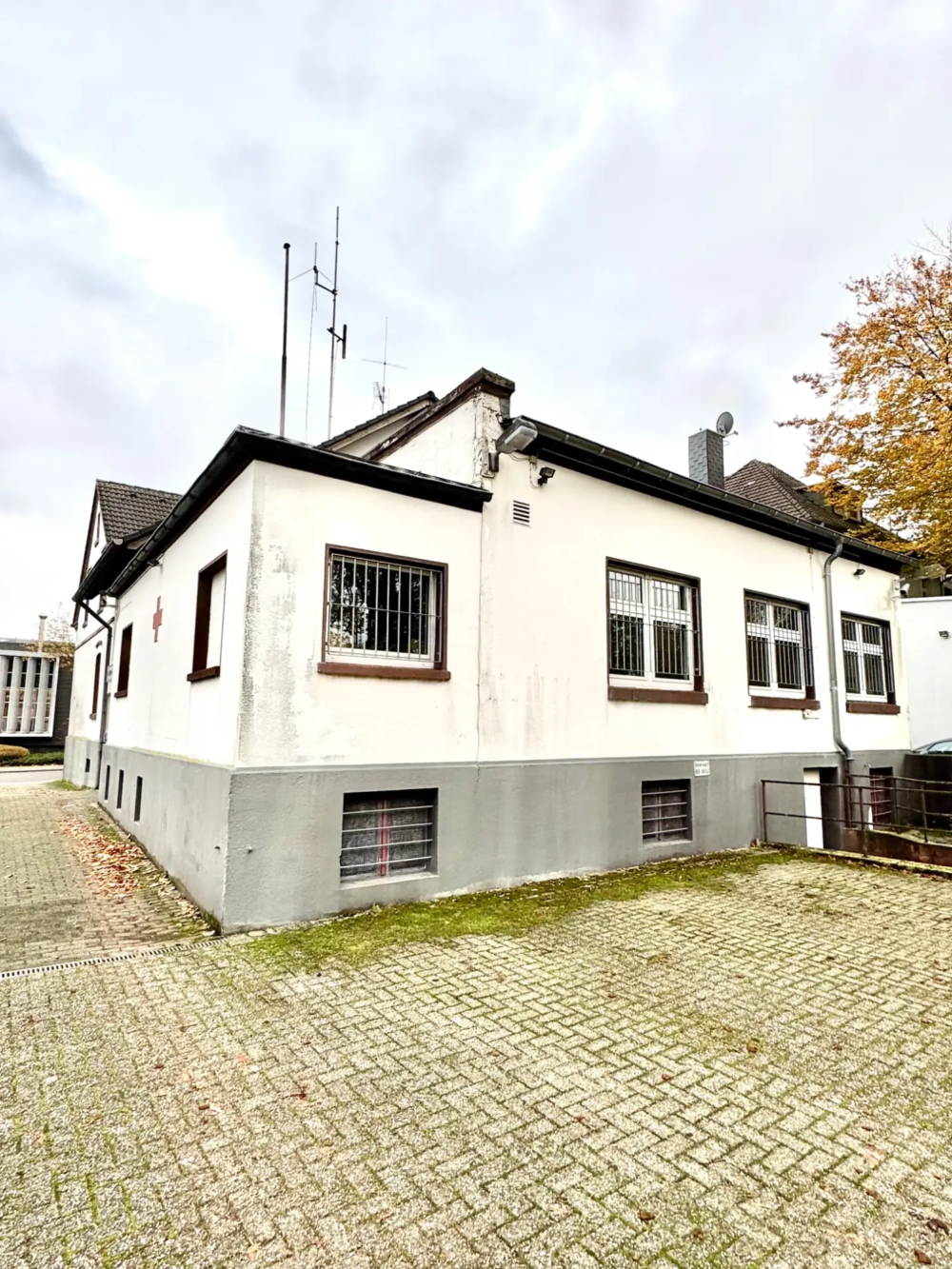 wi-336-2025-3-weidenbach-immobilien-herne-geschaeftshaus-herne-hinterseite