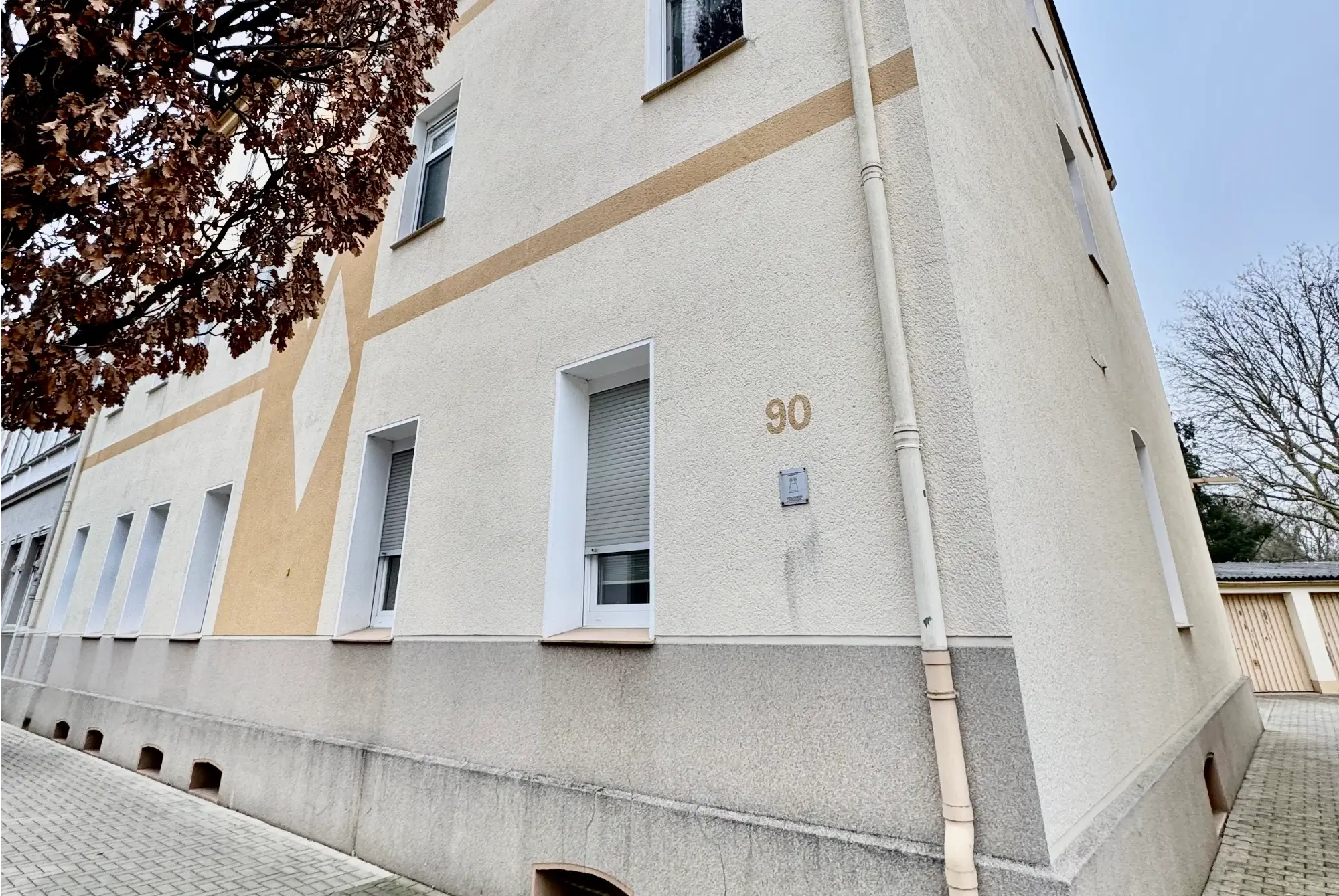 Renovierte Erdgeschosswohnung mit attraktiver Raumaufteilung