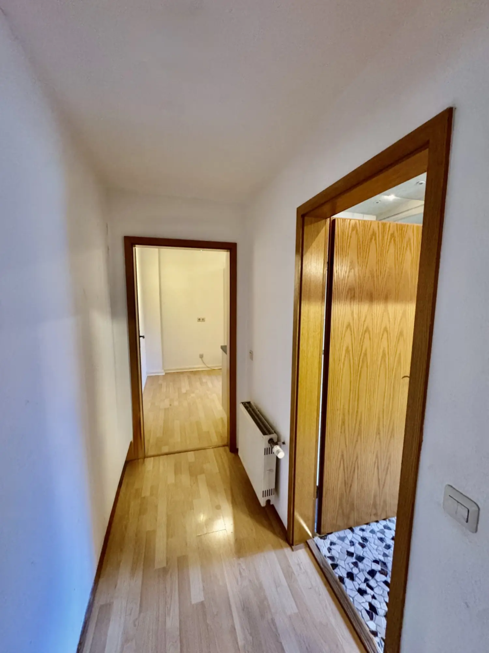 WI-360-2026-2-weidenbach-immobilien-herne-wohnung-herne-titelbild-diele