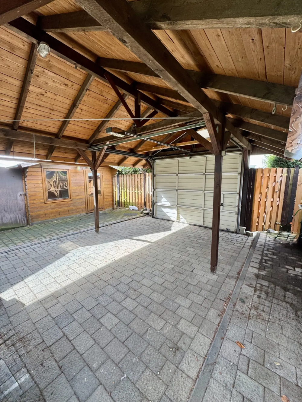 wi-354-2026-23-weidenbach-immobilien-herne-einfamilienhaus-bochum-carport