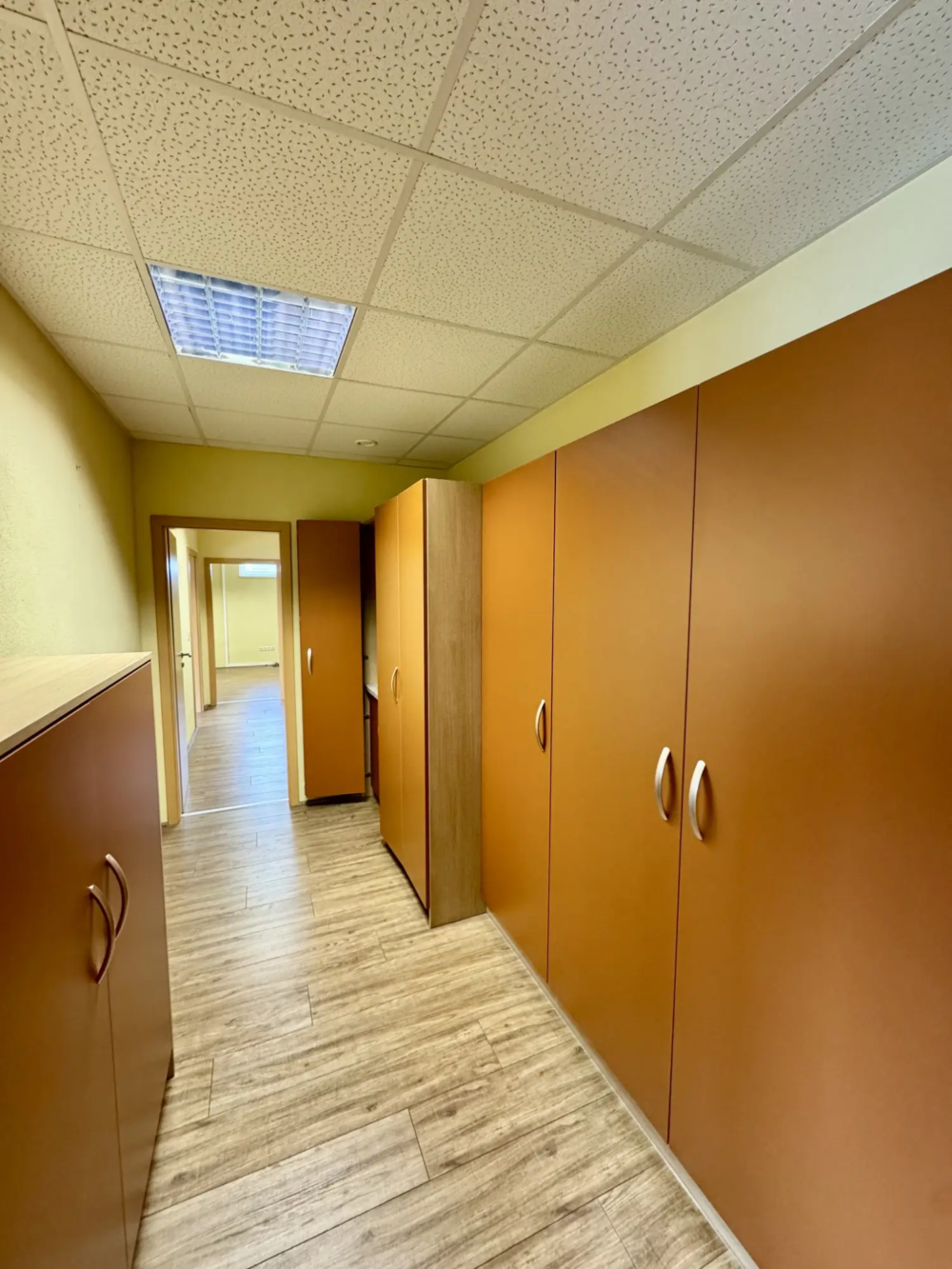 wi-359-2026-11-weidenbach-immobilien-herne-buero-herne-diele