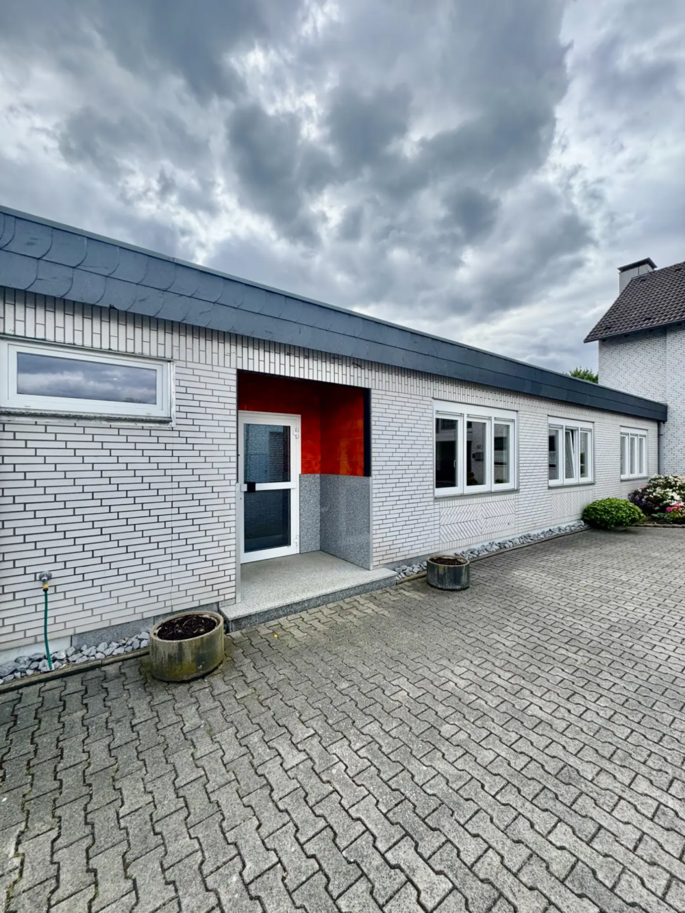 wi-359-2026-16-weidenbach-immobilien-herne-buero-herne-eingang
